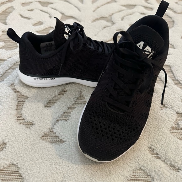 APL PROPELIUM TENNIS SHOES WOMENS - Picture 1 of 4